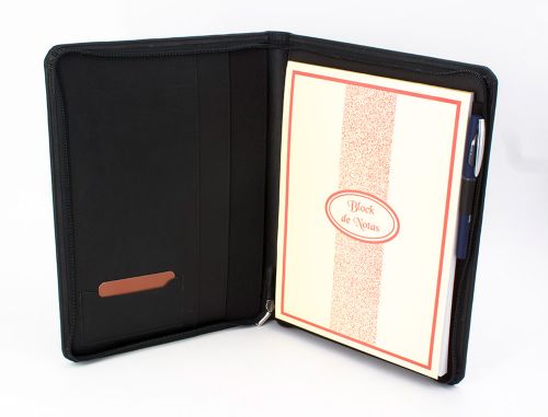 Pasta portfolio imitacao de pele formato din a4 cor preto com fecho e departamentos 332x262x30 mm , Csp , 70044 , 8423473700444
